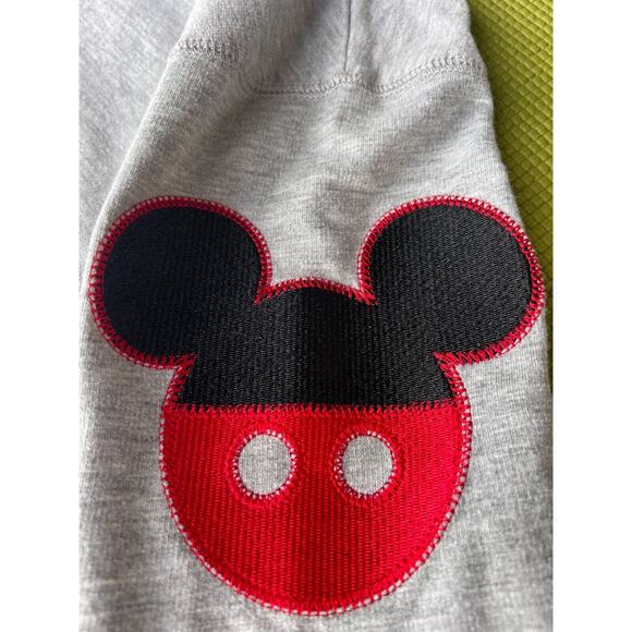 Disney Parks Womens 1X Grey Embroidered Disneyland and Mickey Crop Pullover NWOT - Picture 2 of 10
